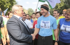 Министр образования РФ Дмитрий Ливанов принял участие в легкоатлетическом забеге в Ростове-на-Дону